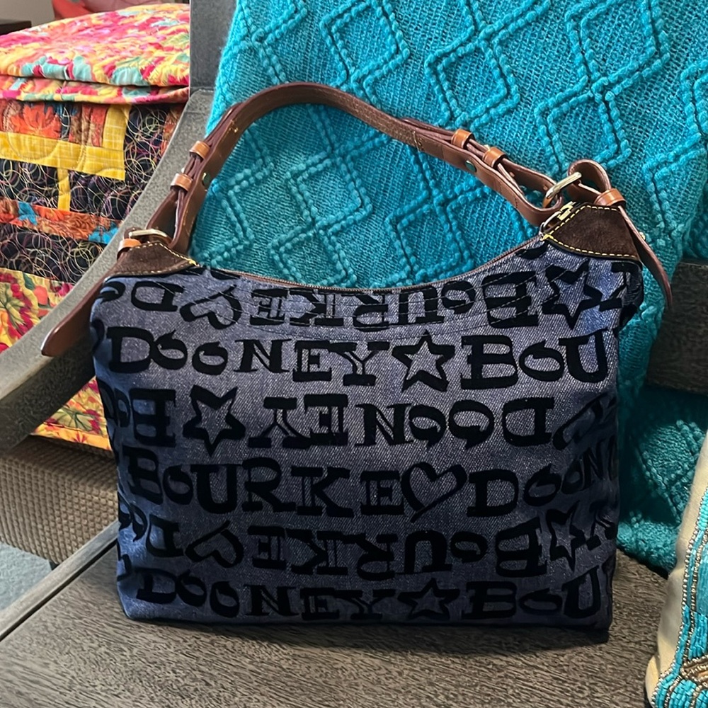 Dooney and  Burke Denim Signature handbag EUC